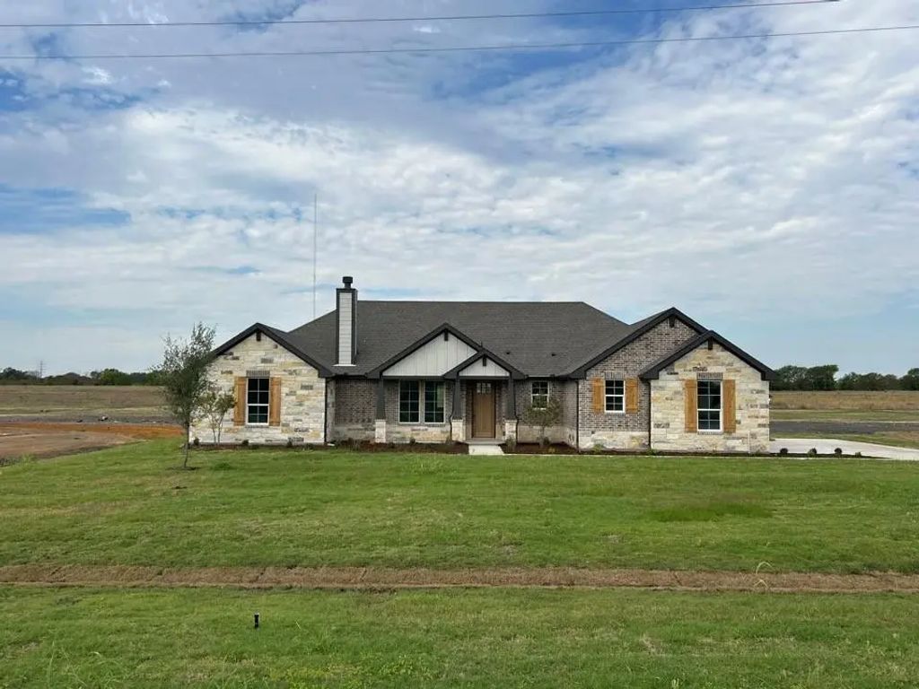 8619 County Road 623, Blue Ridge