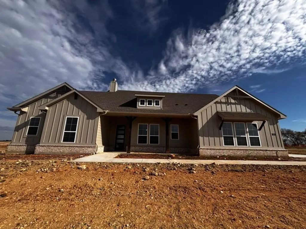 120 Pheasant Run Drive, New Fairview
