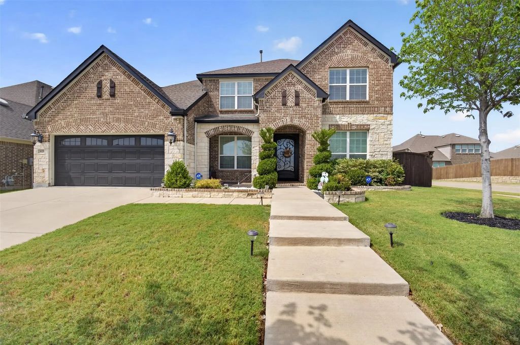 8125 Charford Drive, Fort Worth