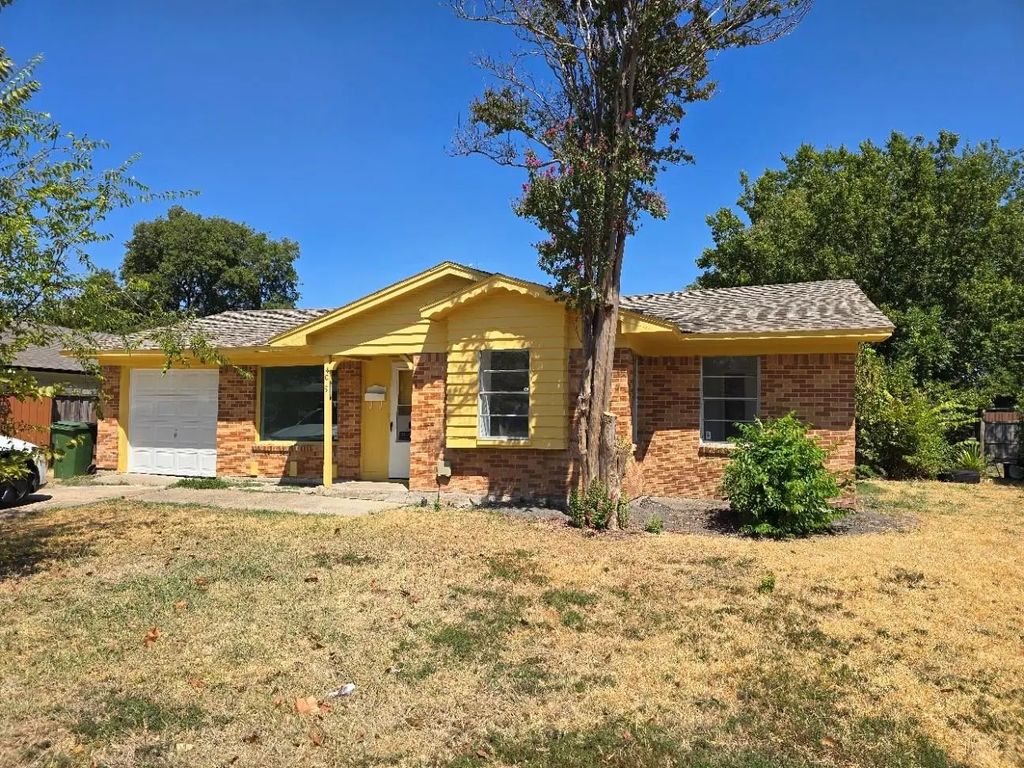 409 Monica Drive, Garland