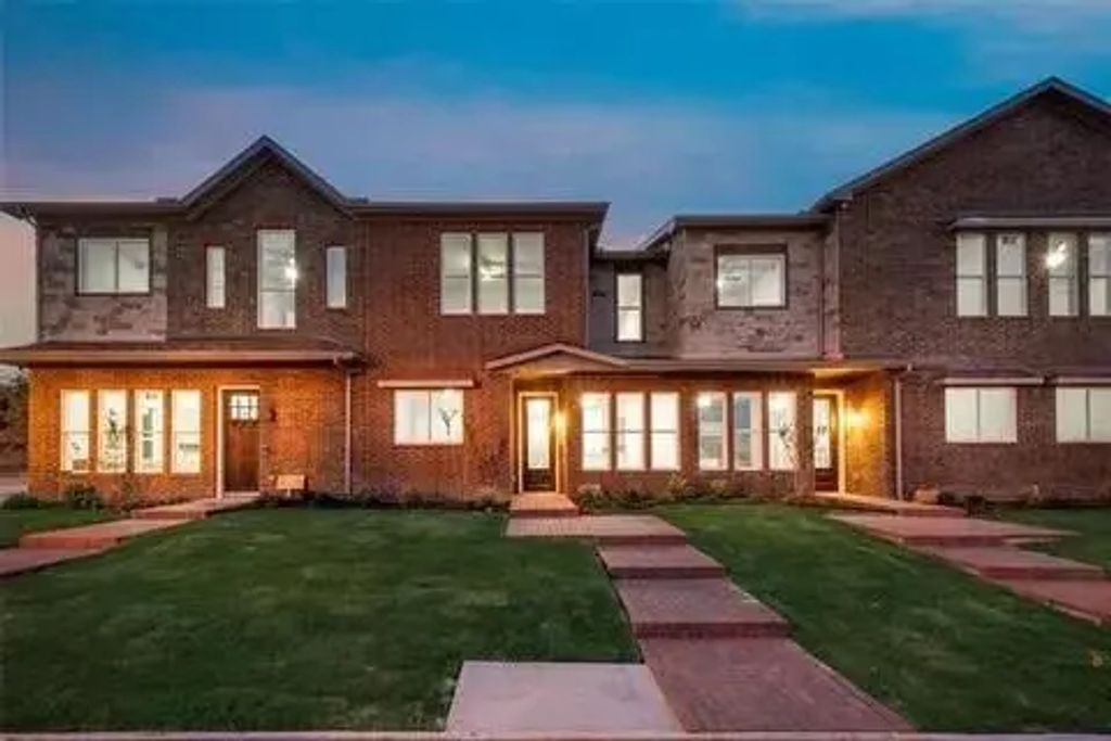 5805 Rivendell Drive, Frisco