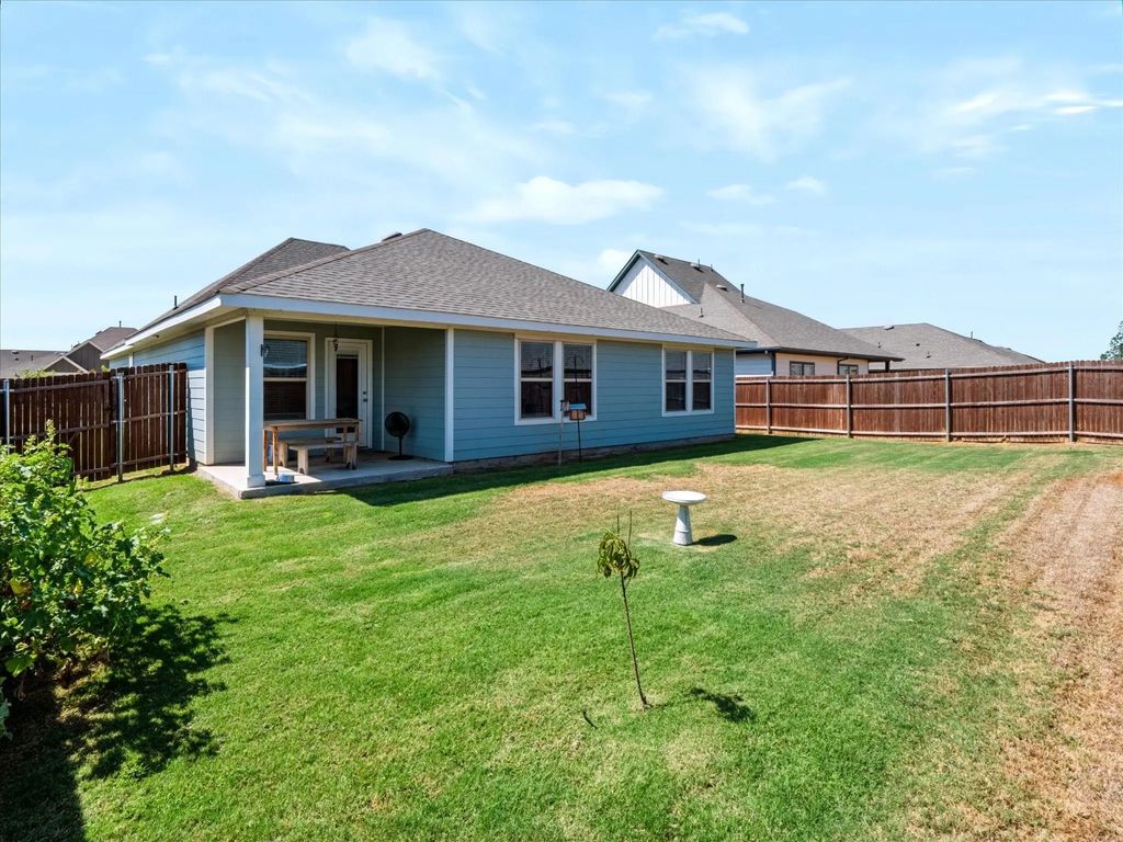 740 Amelia Court, Pilot Point