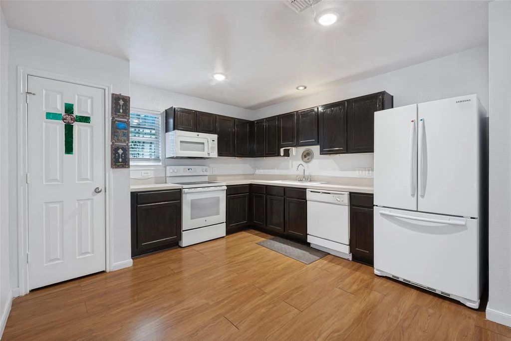 1720 Pueblo Street, Dallas