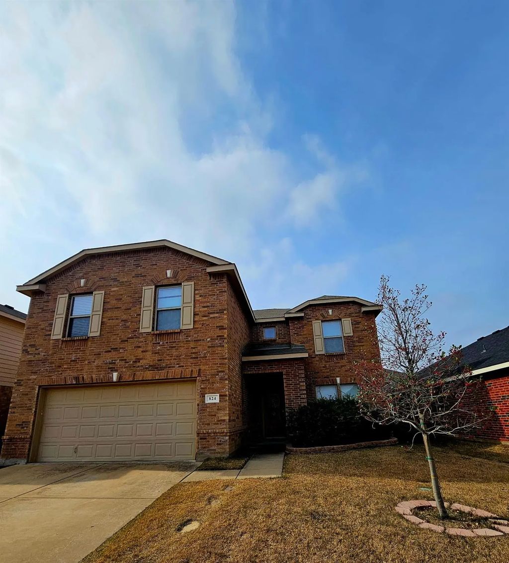 824 Green Heath Avenue, Fort Worth