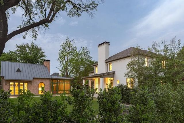 4636 Belclaire Avenue, Highland Park