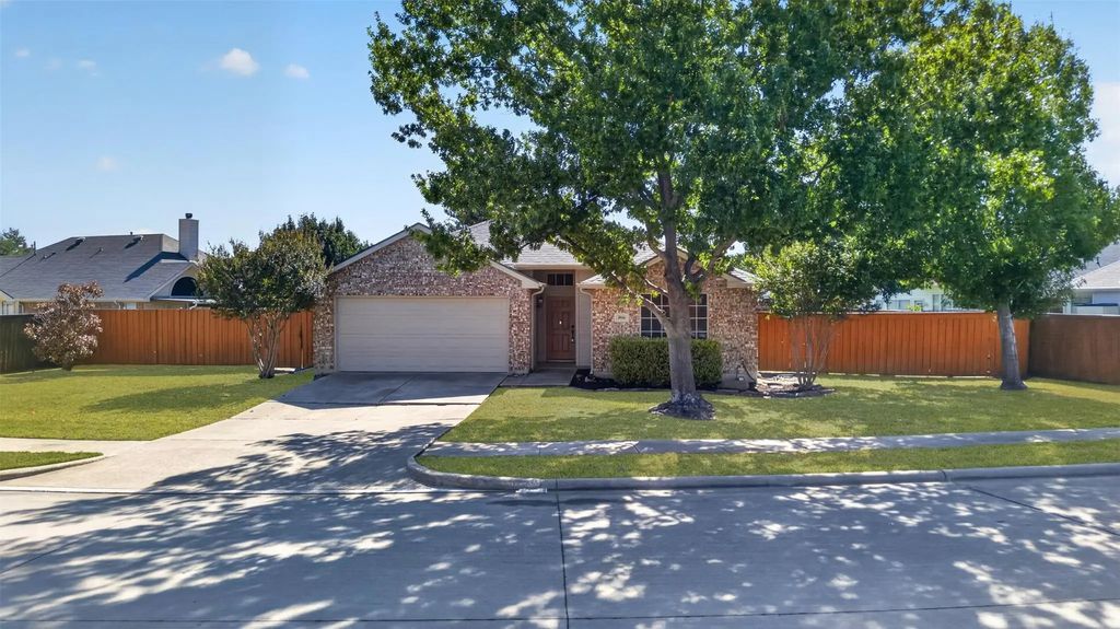 7016 Holly Hills Lane, Sachse