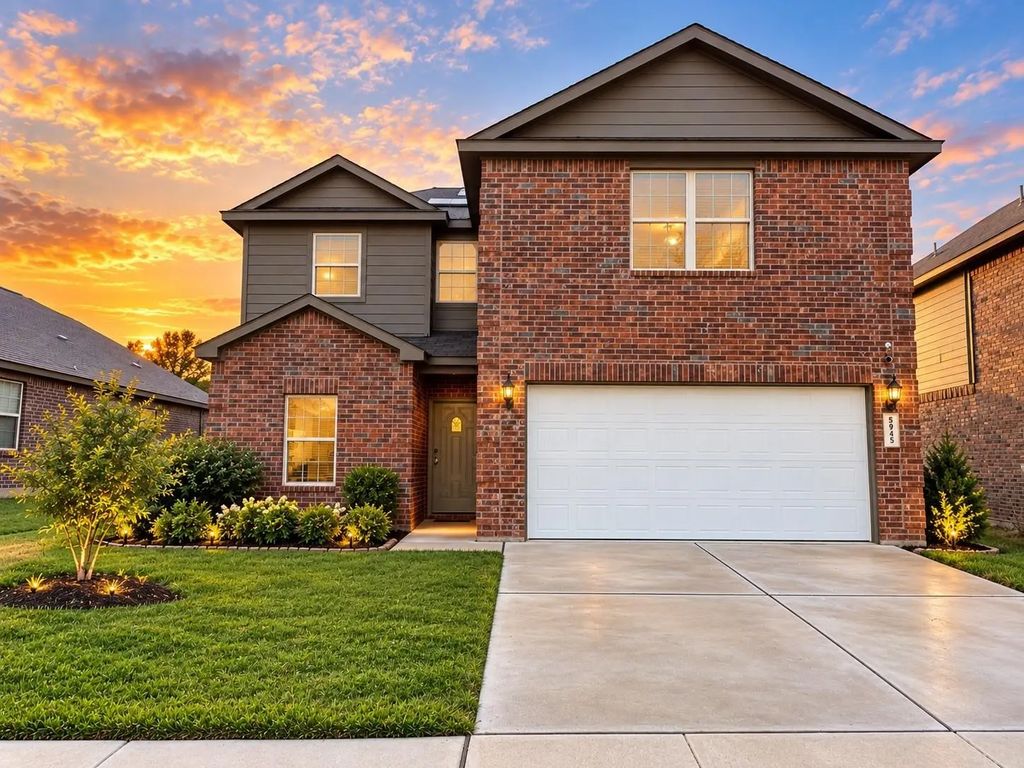 5945 Obsidian Creek Drive, Fort Worth