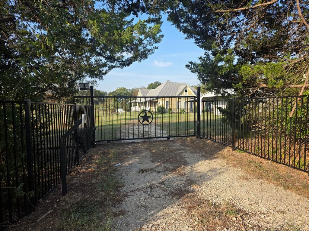 1292 Fm 1365, Mexia
