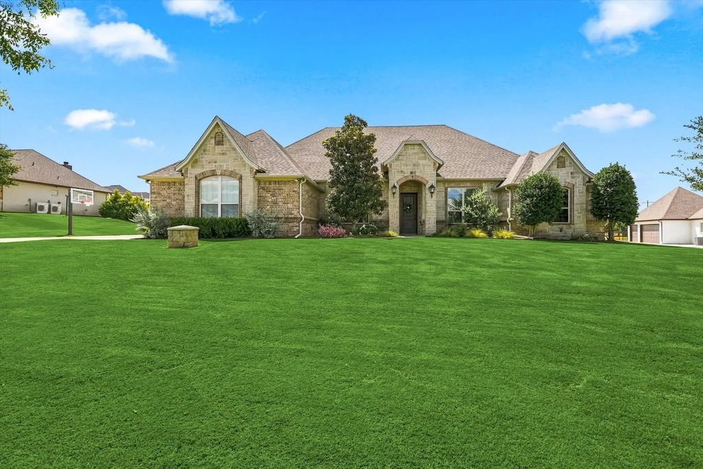 196 Bearclaw Circle, Aledo