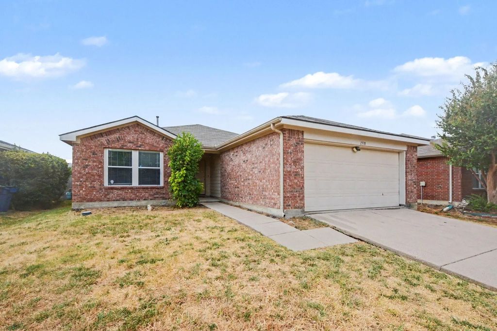 1578 Thornhill Lane, Little Elm