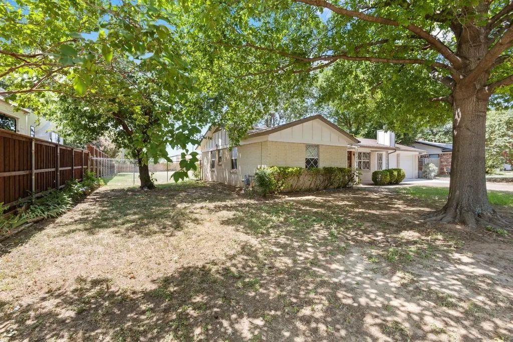 2921 Needles Street, Euless