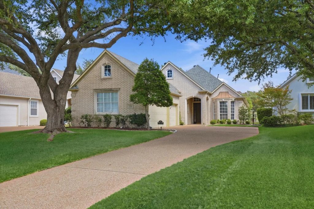 5556 Southern Hills Drive, Frisco