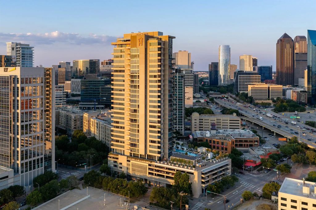 2200 Victory Avenue 2207, Dallas