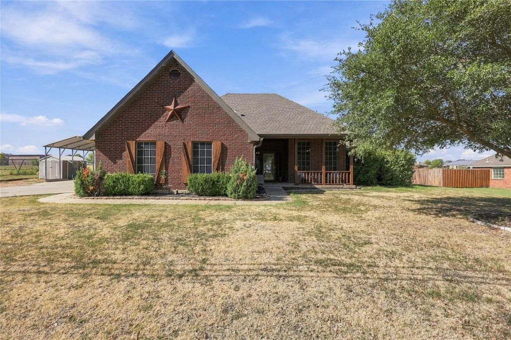 11151 County Road 213, Forney