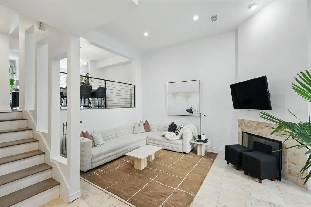 4310 Bowser Avenue 109, Dallas