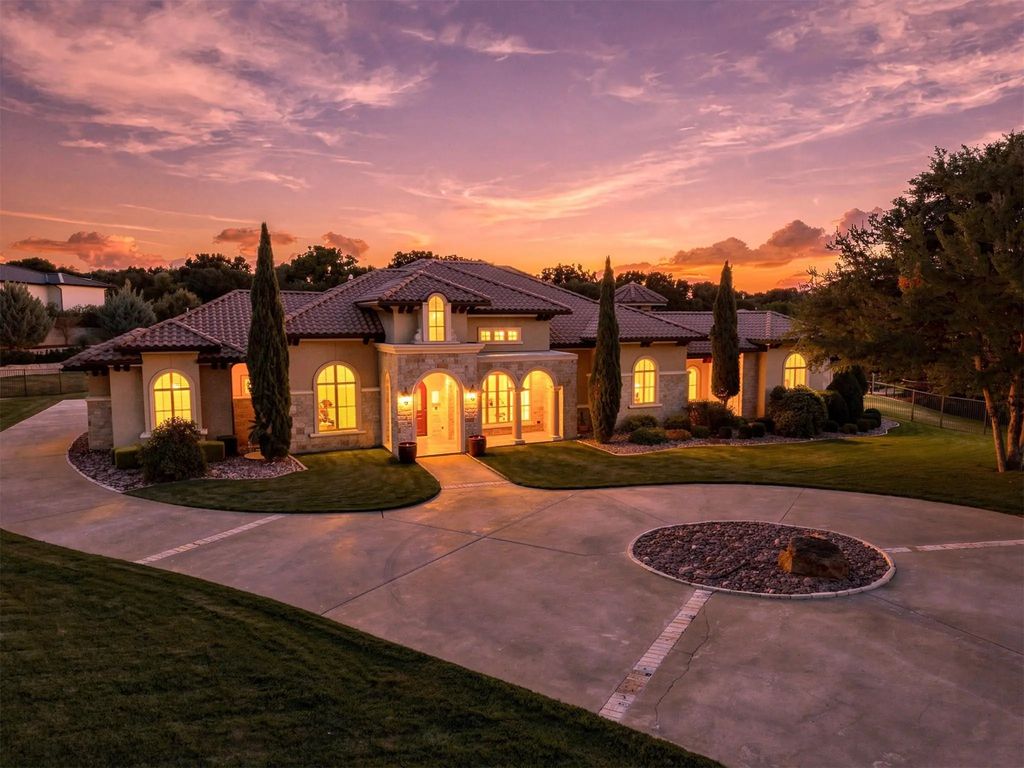 4908 Arbol Court, Benbrook