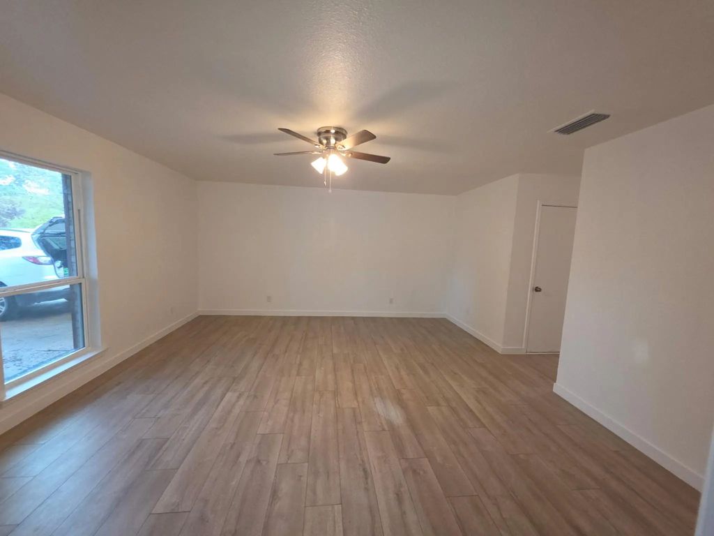 3522 Valley View Road, Denton