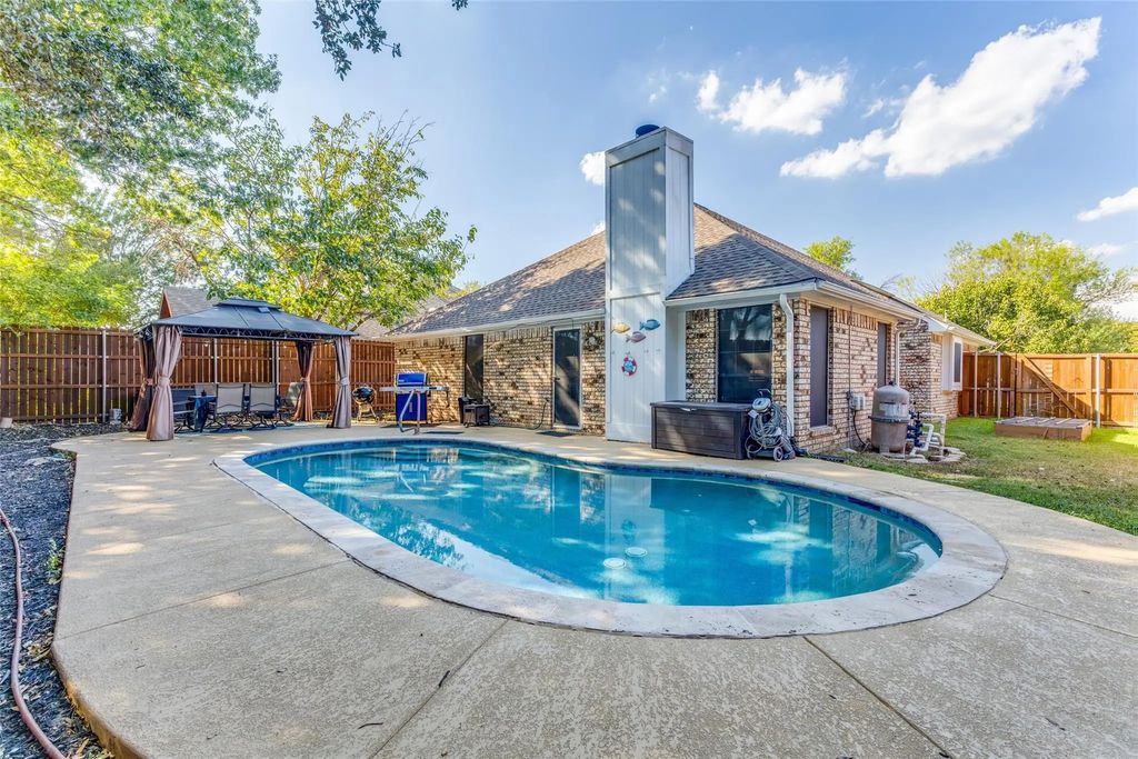 6032 Hilltop Drive, Watauga