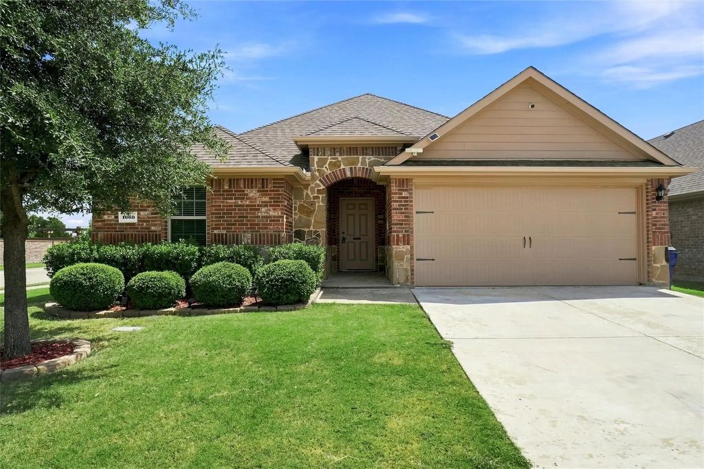 1060 Sadie Street, Forney