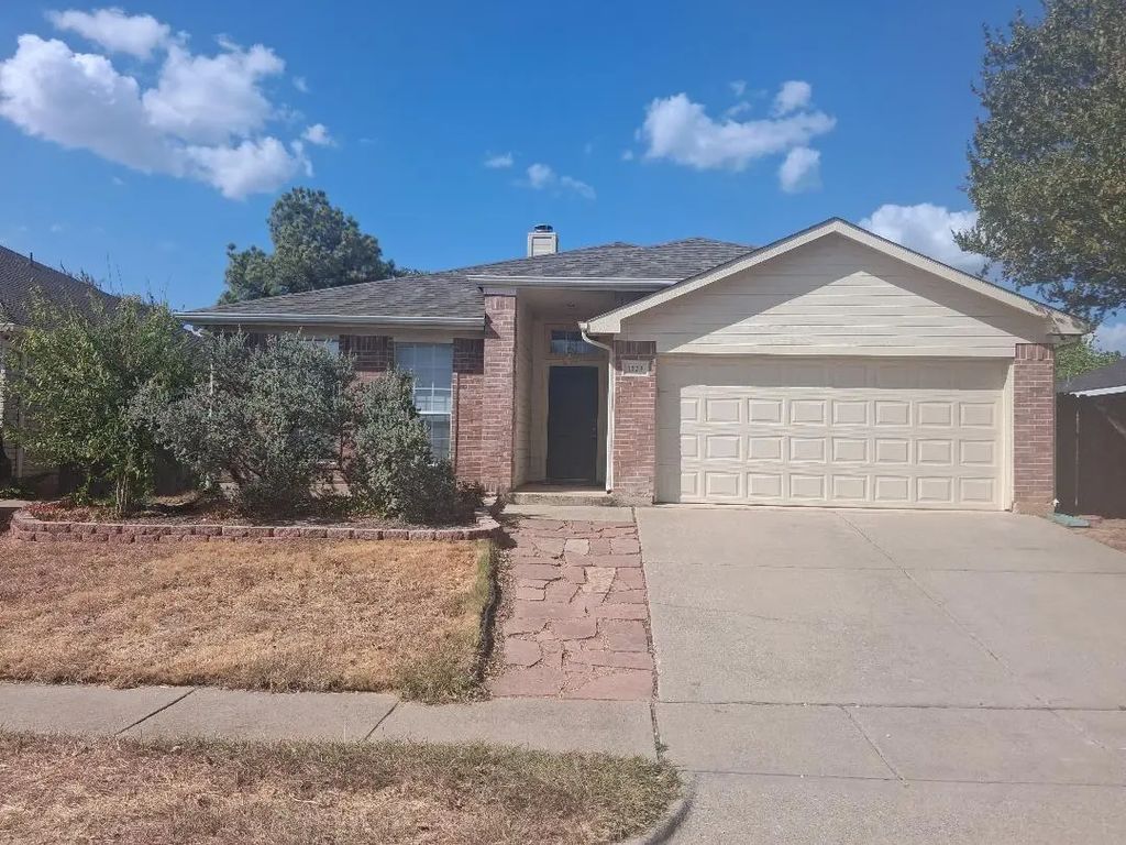 1123 Greenview Lane, Kennedale