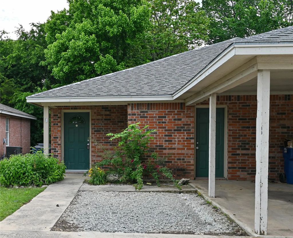 502 N Sewell Drive B, Decatur