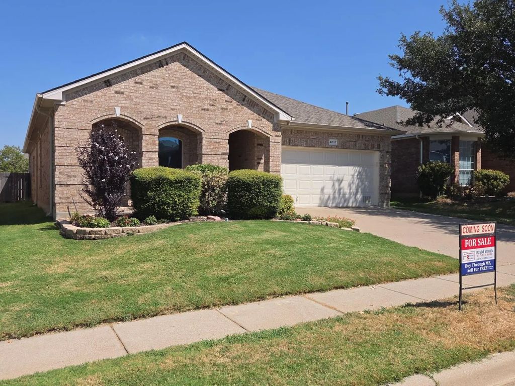 4057 Claymore Lane, Fort Worth