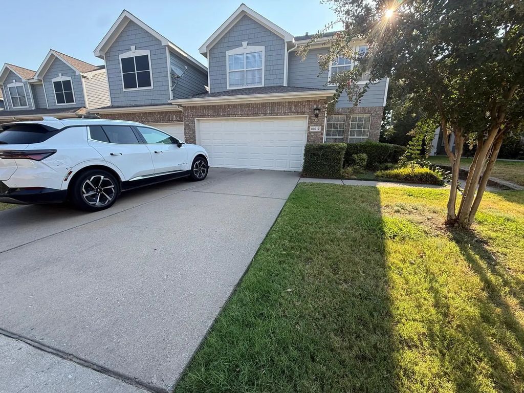10012 Castlewood Drive, Plano