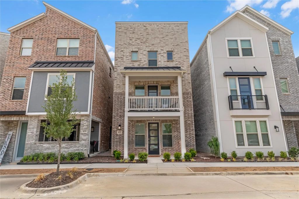 4533 Ward Street, North Richland Hills