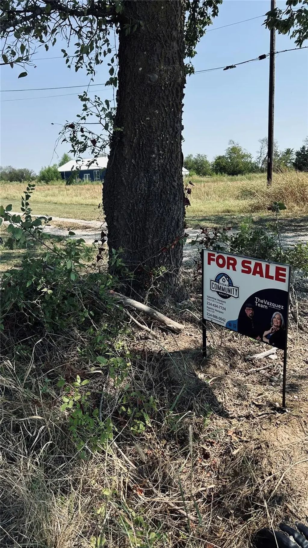 1235 County Road 1235, Point
