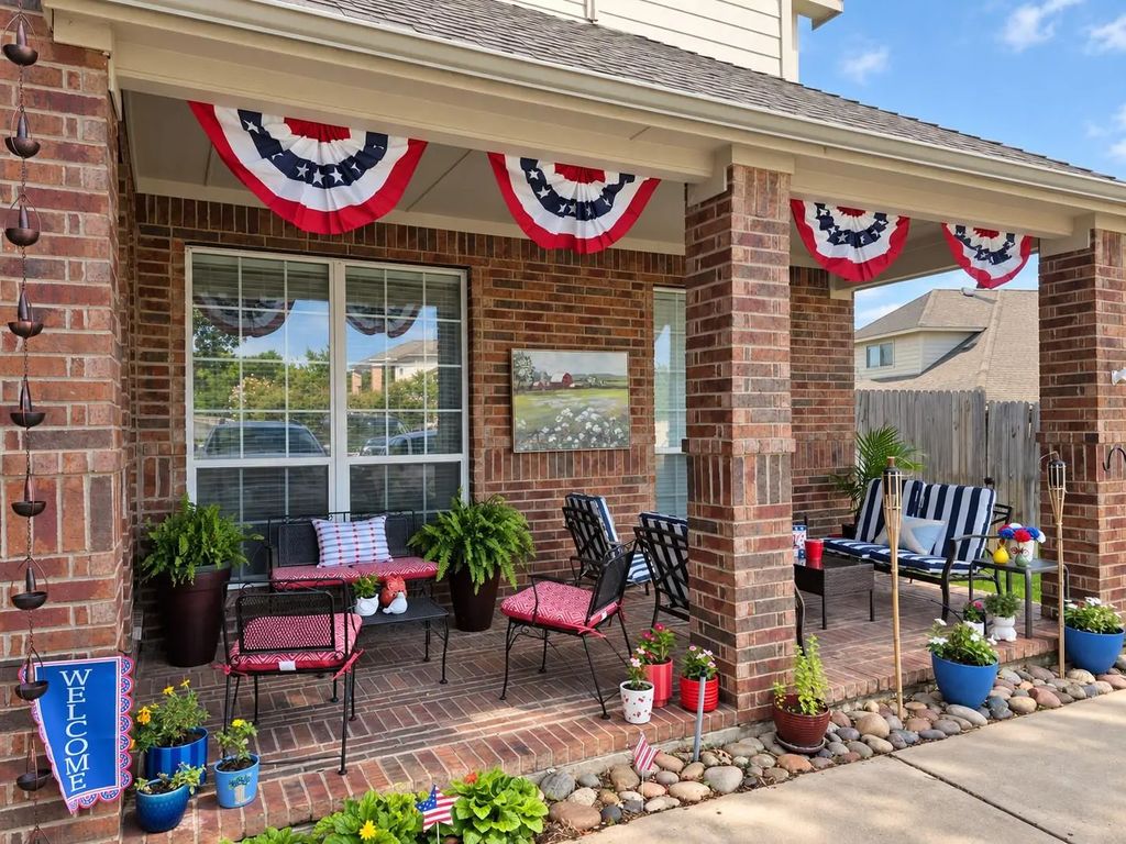 2600 Dogwood Trail, Mansfield