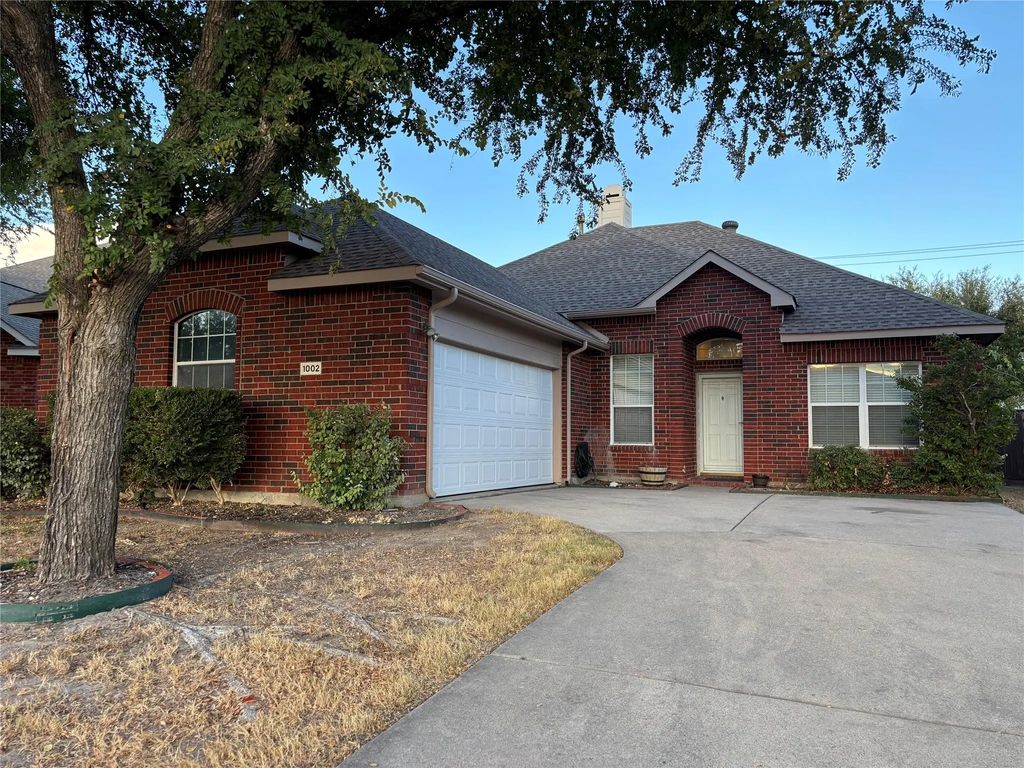 1002 Annalea Brook Drive, Allen