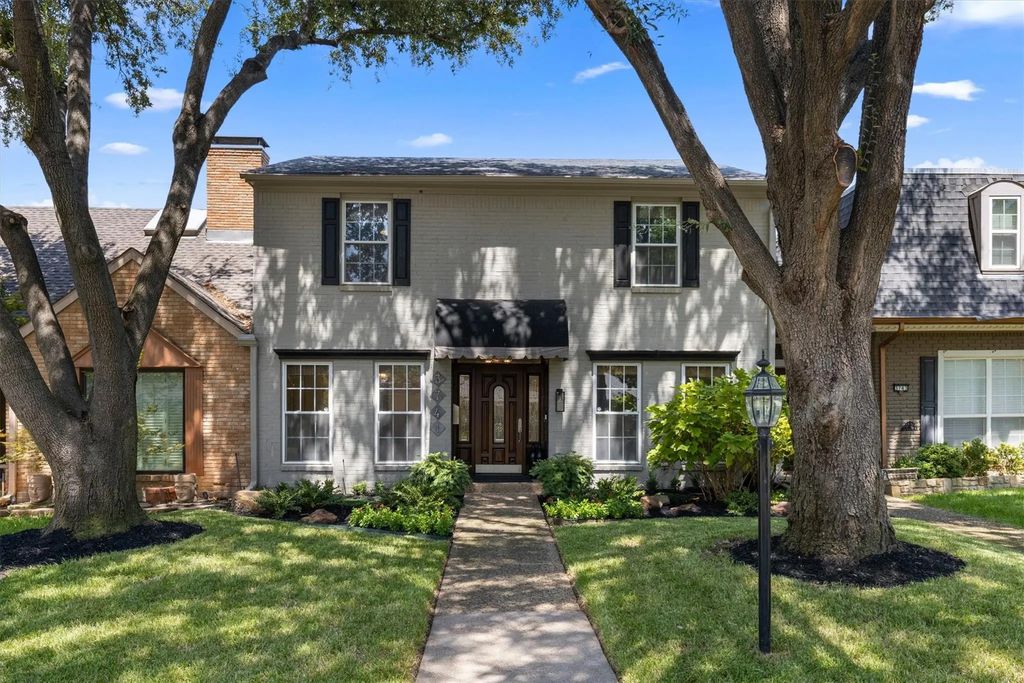 3741 Weeburn Drive, Dallas