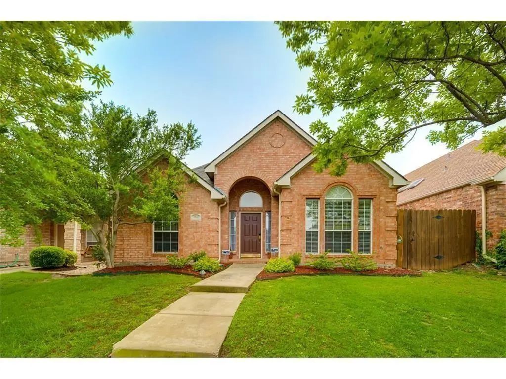 3032 Sawtooth Drive, Plano