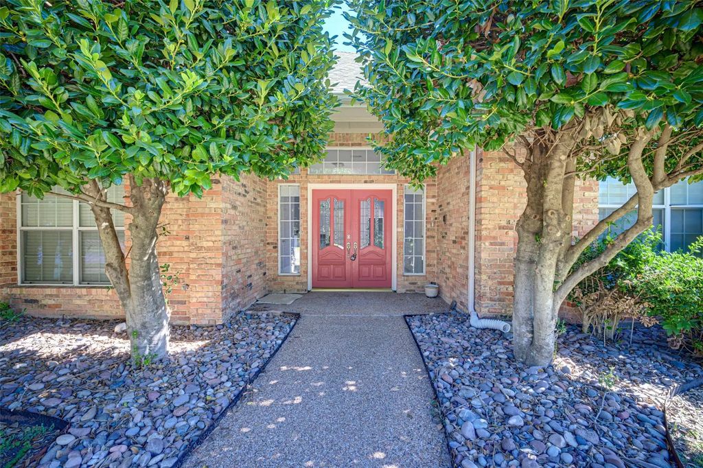7200 Elmswood Lane, Plano