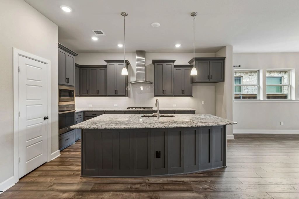 4717 Beaver Creek Drive, Arlington