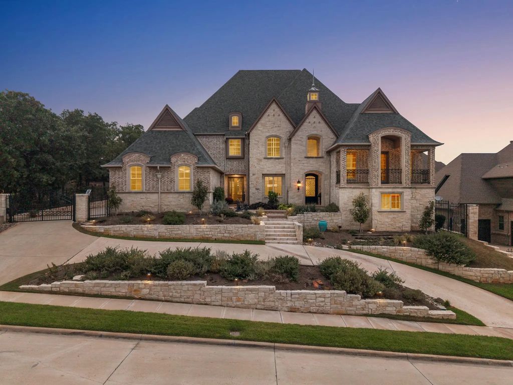 512 Rancho Laredo Trail, Southlake