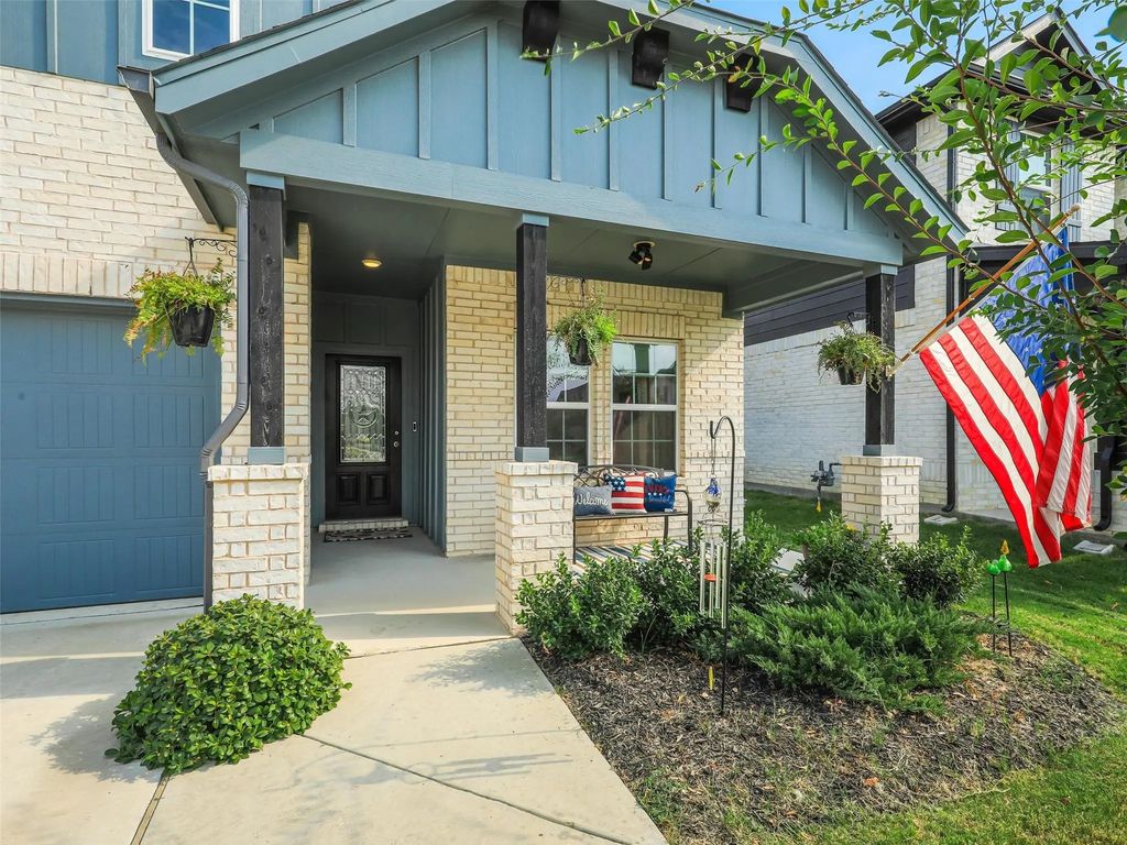 3921 Bluestem Boulevard, Argyle