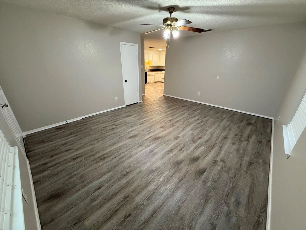 516 Highpoint Drive A, Godley