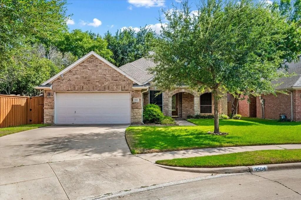2504 Mallard Court, Keller