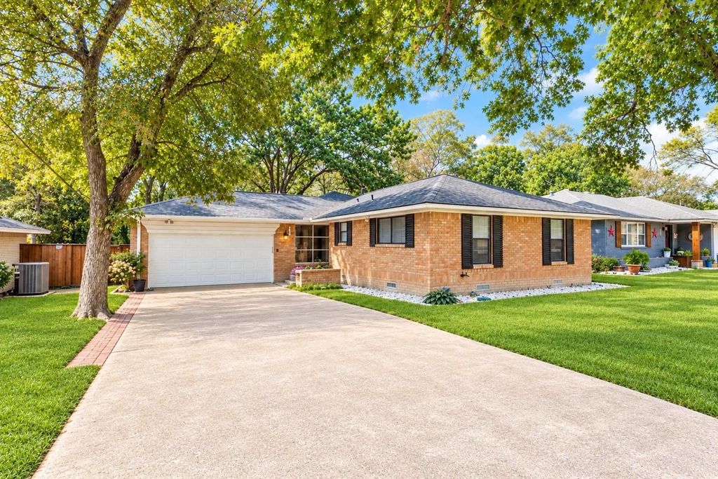 8059 Claremont Drive, Dallas