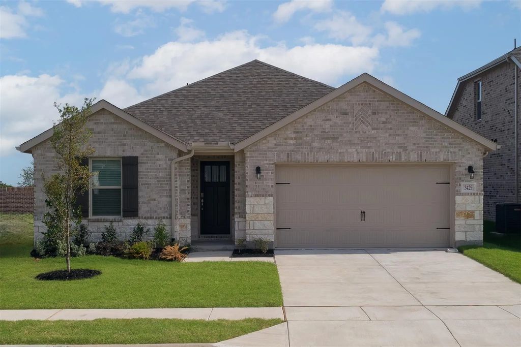 3429 Longfellow Avenue, Anna