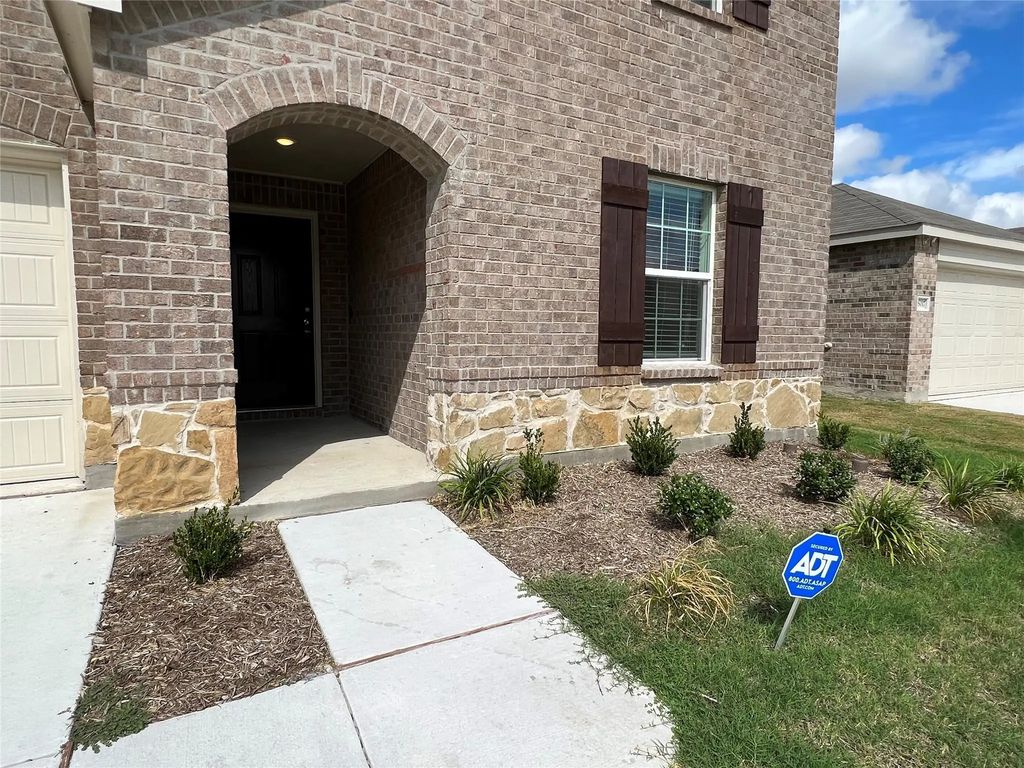 16013 Crews Avenue, Haslet