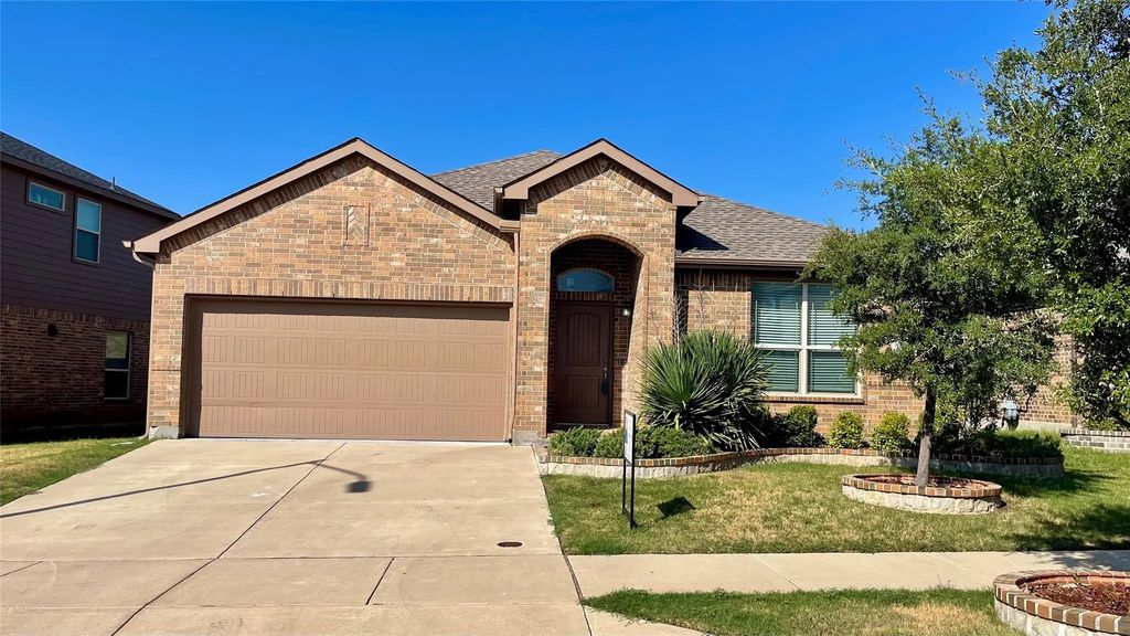 9109 Stormcrow Drive, Fort Worth
