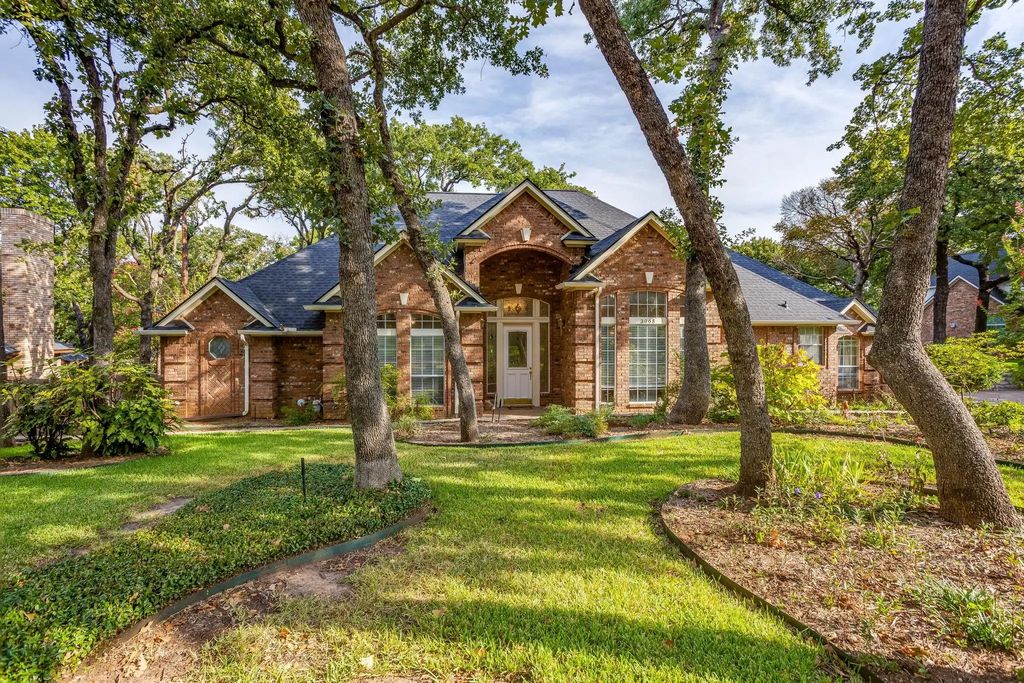 3068 High Ridge Drive, Grapevine