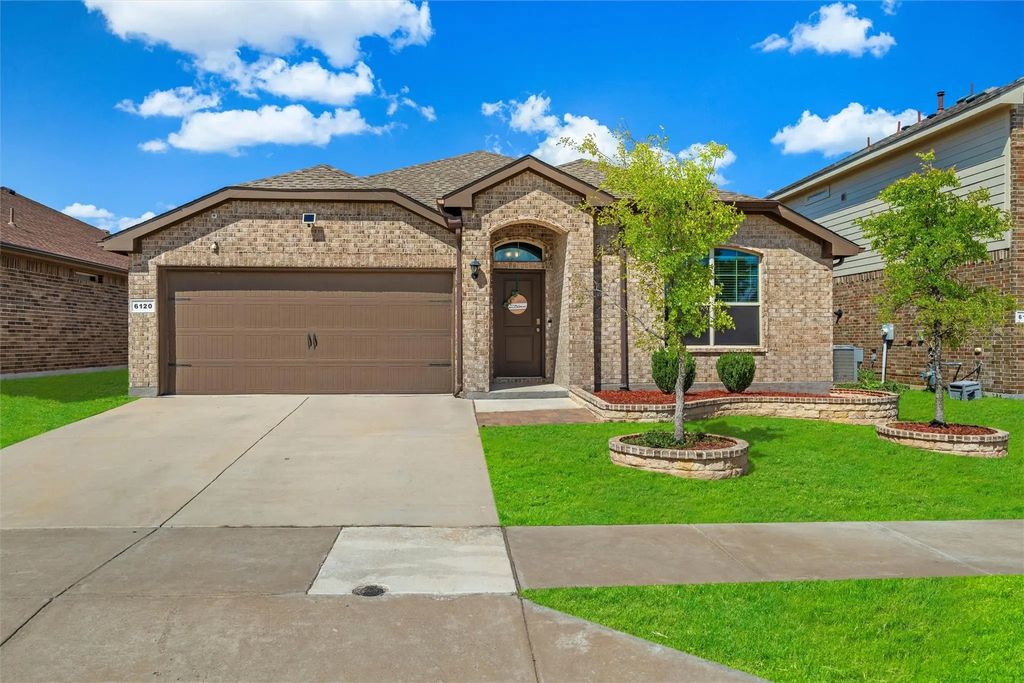 6120 Blacksmith Avenue, Fort Worth