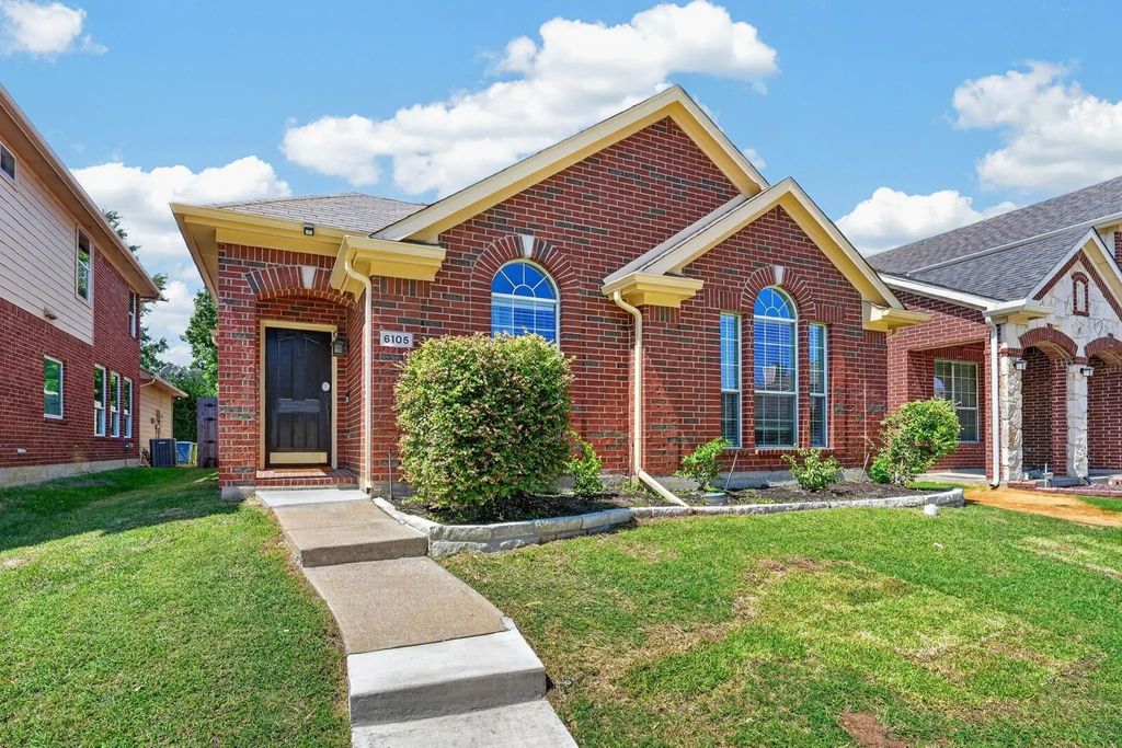 6105 Cheyenne Drive, The Colony