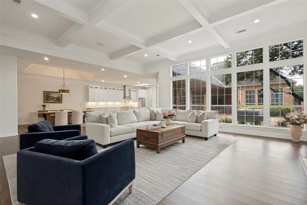 7 Carmarthen Court, Dallas