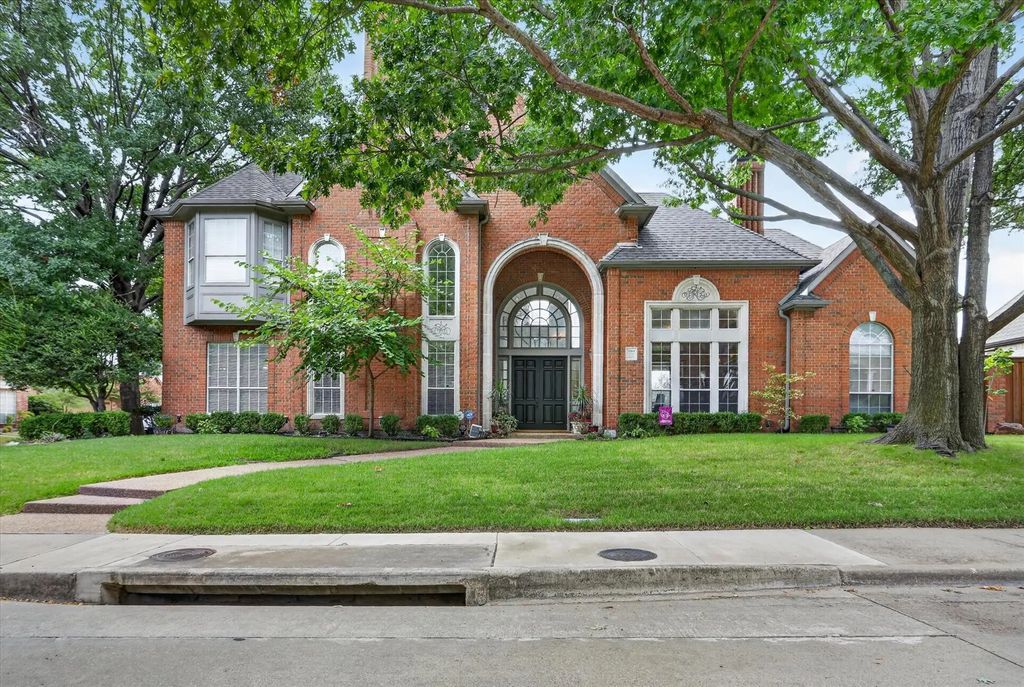 5144 Bellerive Drive, Dallas