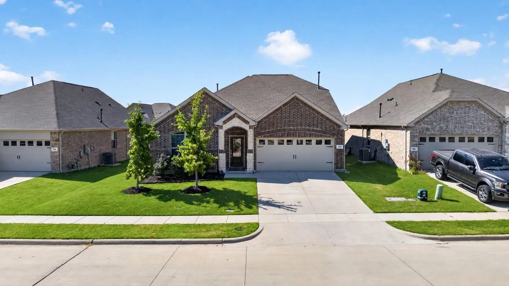 756 Pistachio Parkway, Forney