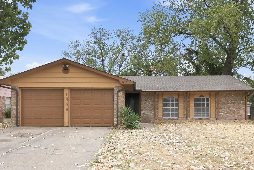 1349 Rutherford Drive, Mesquite